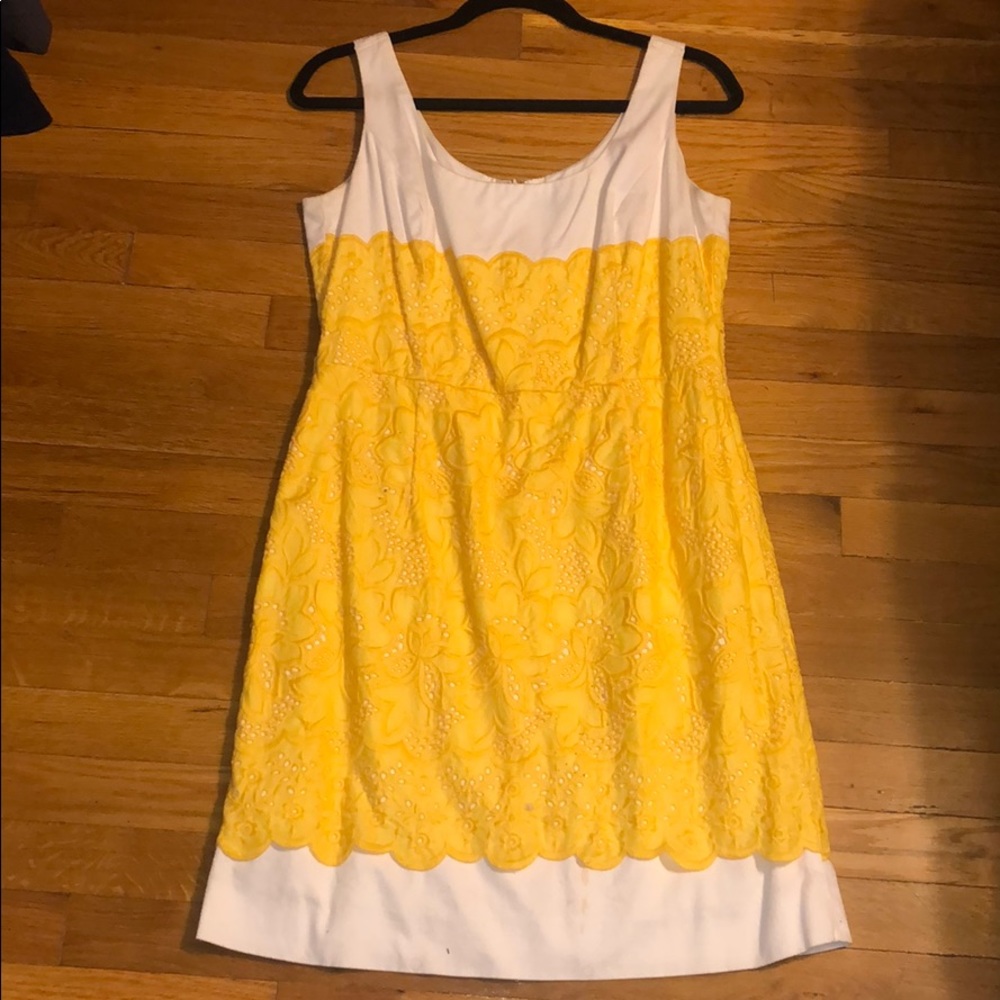 Tahari gorgeous lace dress yellow white SIZE 10